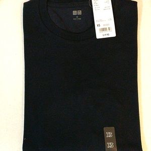 UNIQLO Soft Touch Crew Neck Long Sleeve T-Shirt